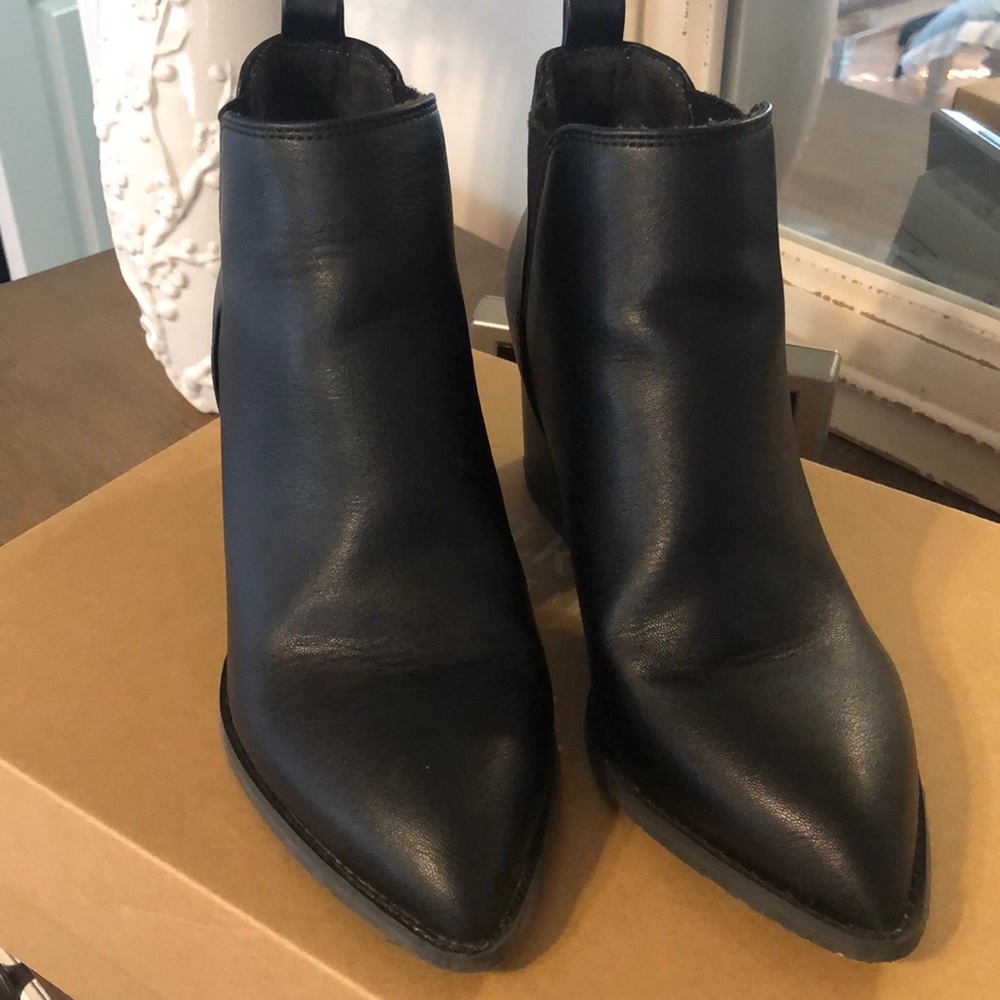 Melrose Ave Leather Ankle Boots